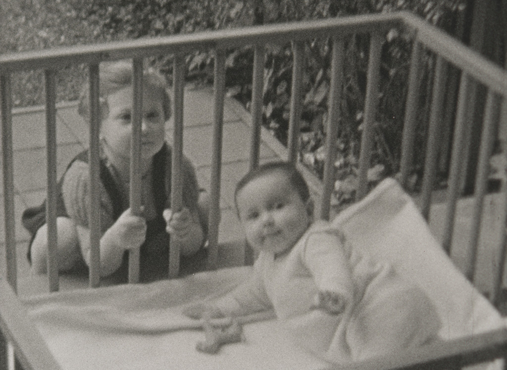 Uitgelichte afbeelding voor “Groninger Archieven publiceren unieke familiefilms van Joods gezin dat de Holocaust niet overleefde”
