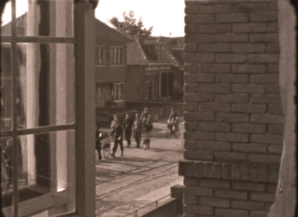 Uitgelichte afbeelding voor “Zeldzame filmbeelden aftocht Duitse Wehrmacht mei 1945 ontdekt”